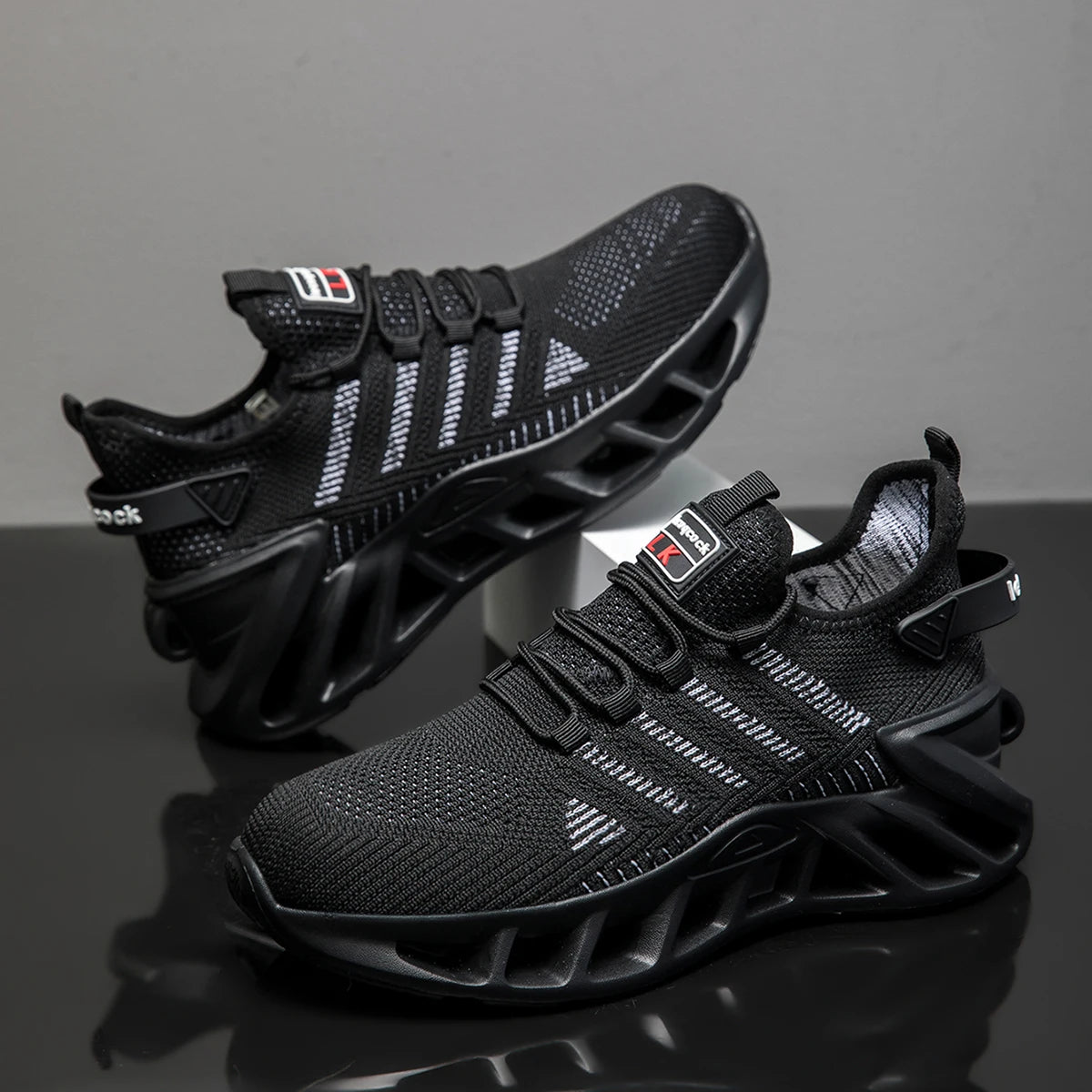 Men's Mesh Lace-Up Casual Sports Shoes with Thick Sole – Comfortable All-Season Fashion Sneakers