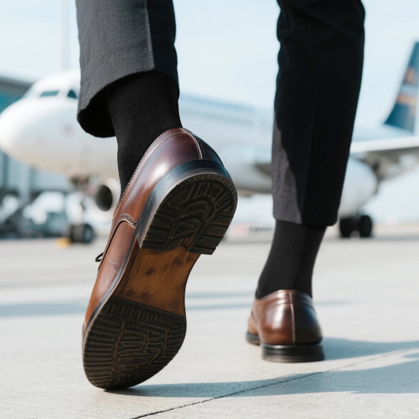 YUEDGE Men Breathable Thin Lightweight Cotton Casual Formal Office Business Dress Socks For Size 37-46 EU(5 Pairs/Pack)