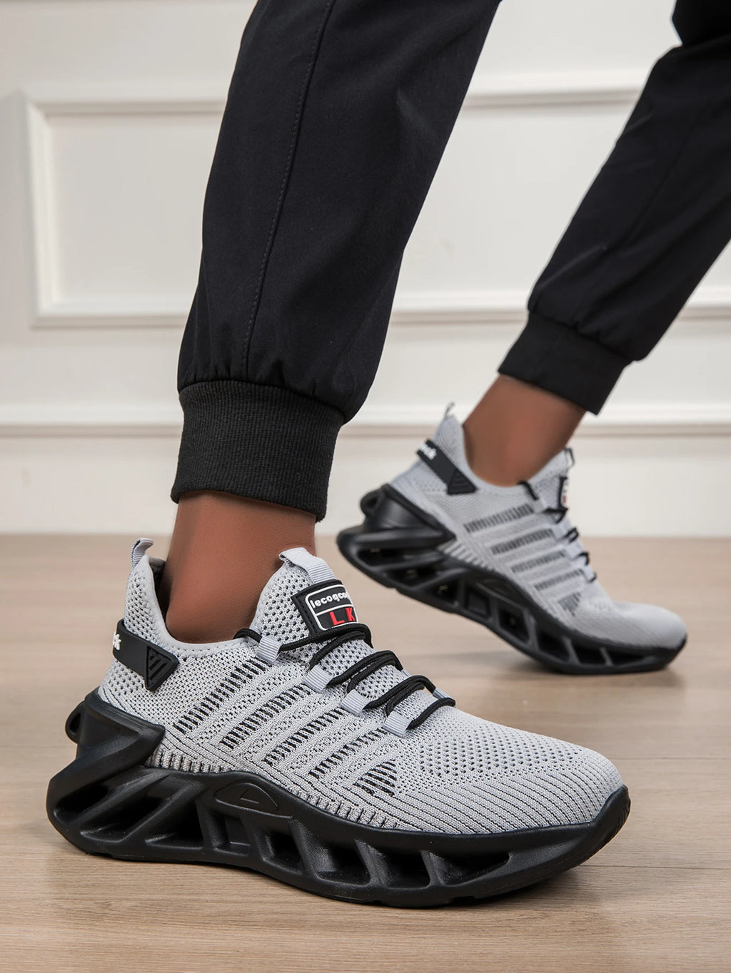 Men's Mesh Lace-Up Casual Sports Shoes with Thick Sole – Comfortable All-Season Fashion Sneakers